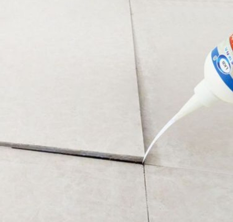 亚东瓷砖空鼓维修公司分享卫生间瓷砖脱落的原因可能有以下几点